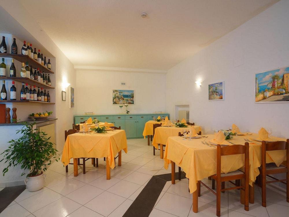 Hotel La Luna Ischia Exterior photo