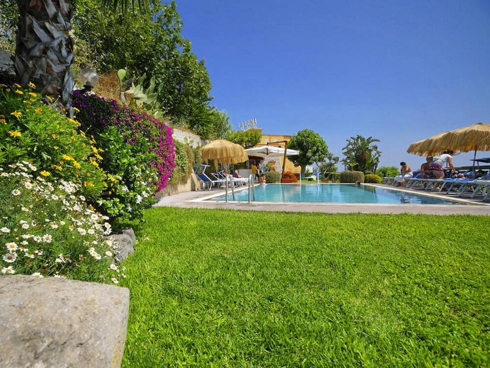Hotel La Luna Ischia Exterior photo