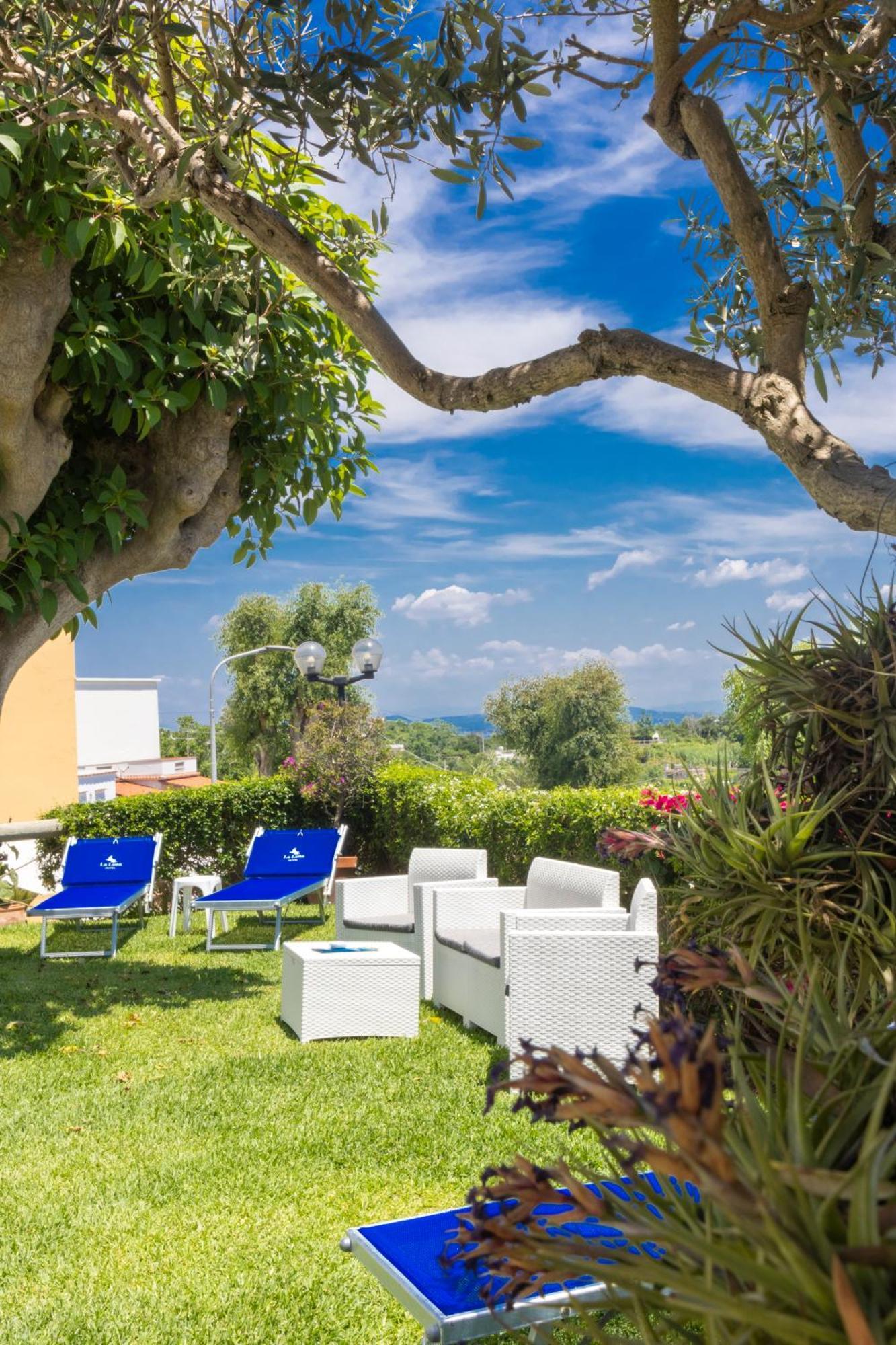 Hotel La Luna Ischia Exterior photo