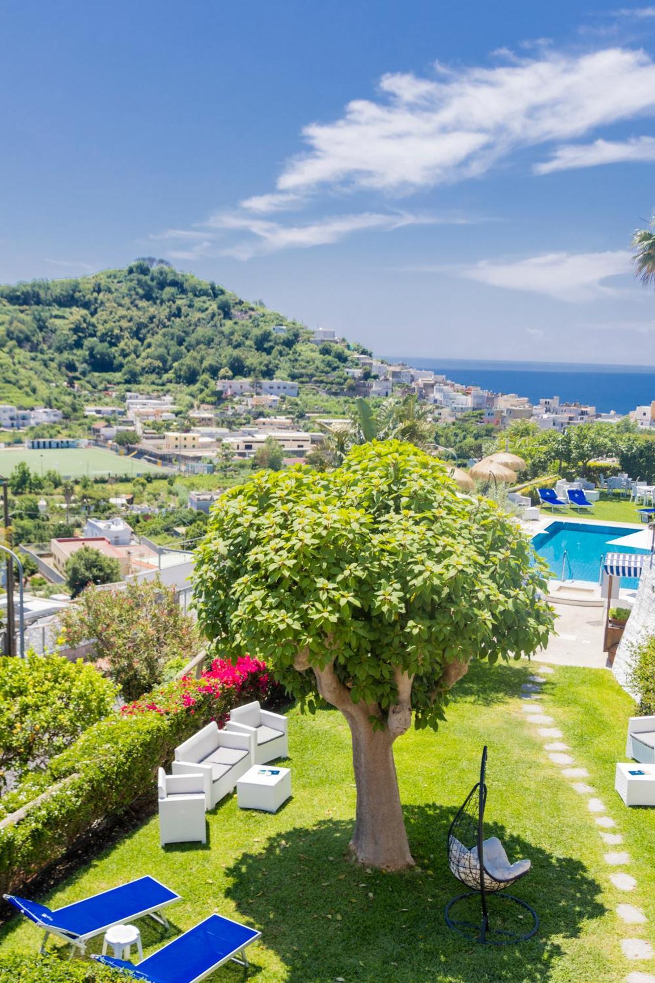 Hotel La Luna Ischia Exterior photo